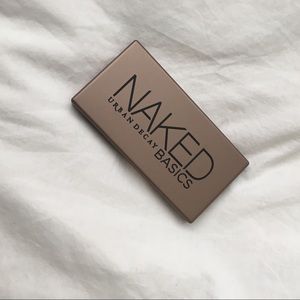 Naked Basics by Urban Decay